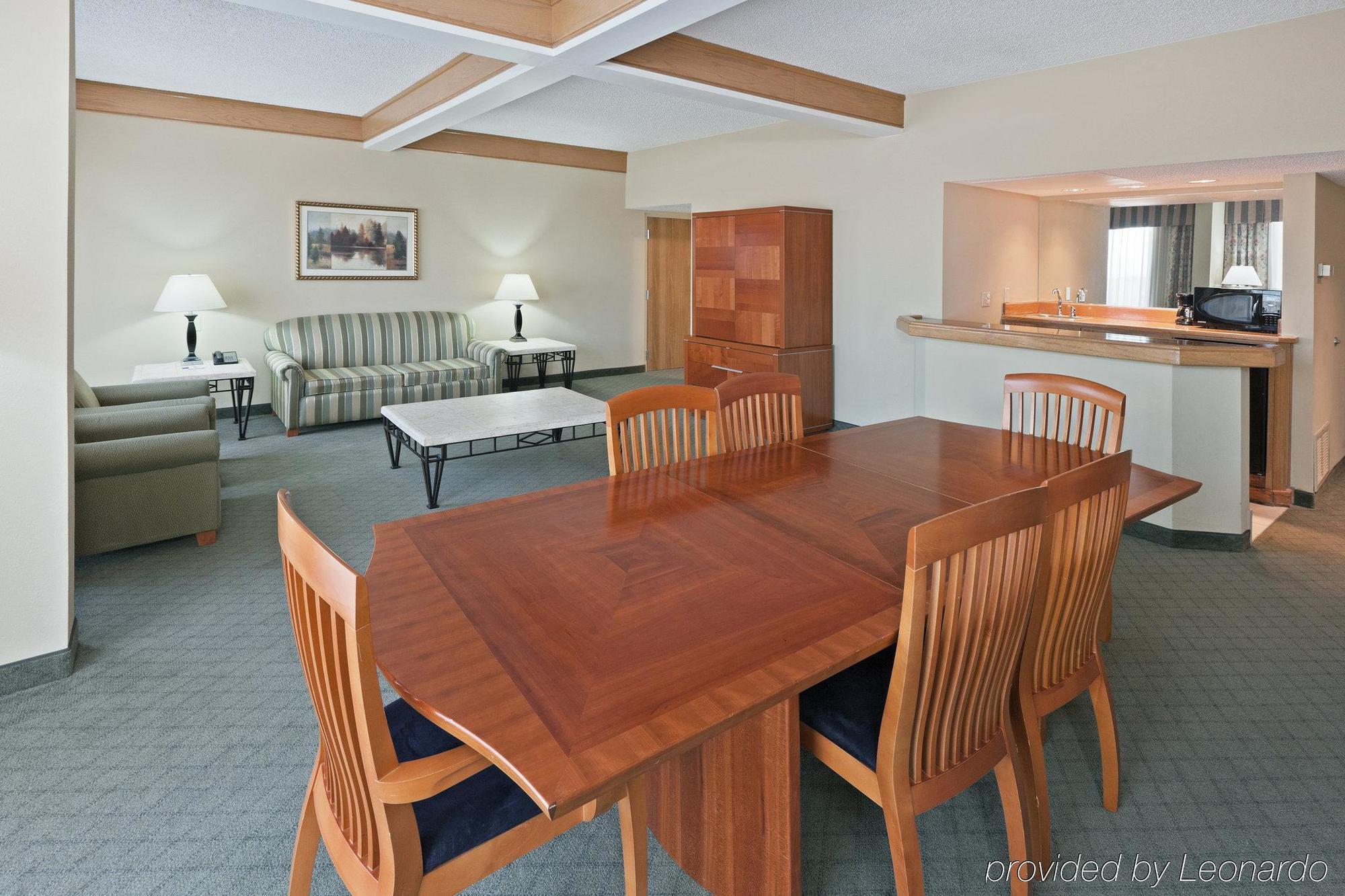 Comfort Inn & Suites Plano East Quarto foto