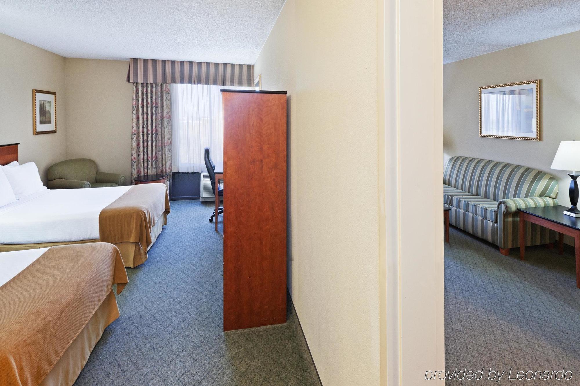 Comfort Inn & Suites Plano East Quarto foto