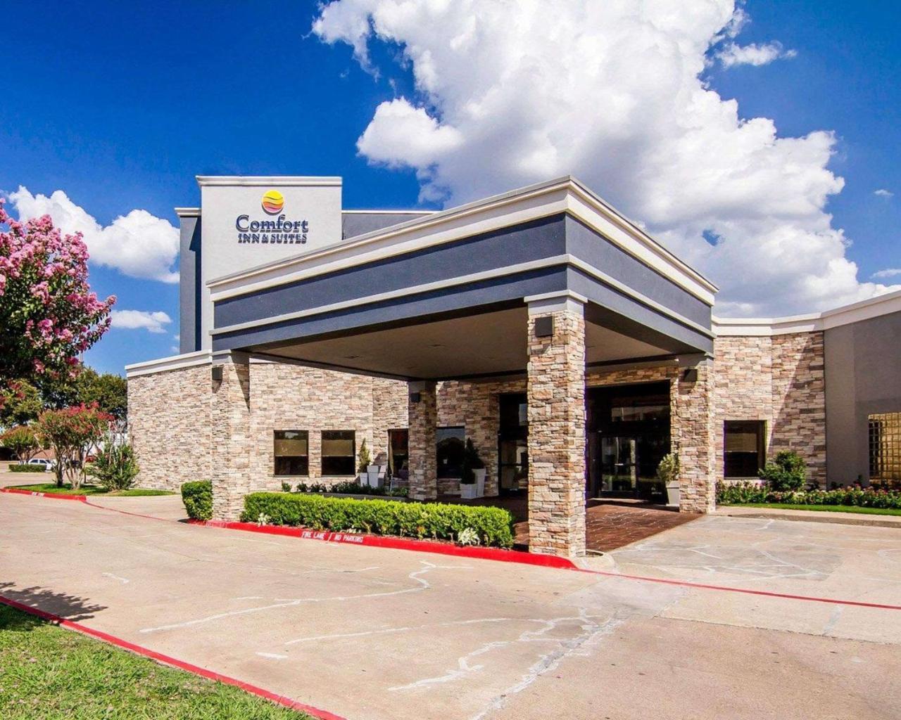 Comfort Inn & Suites Plano East Exterior foto